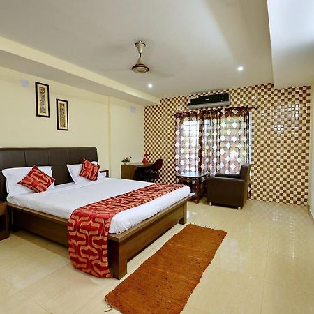 Hotel Rajdhani Bhubaneswar Buitenkant foto